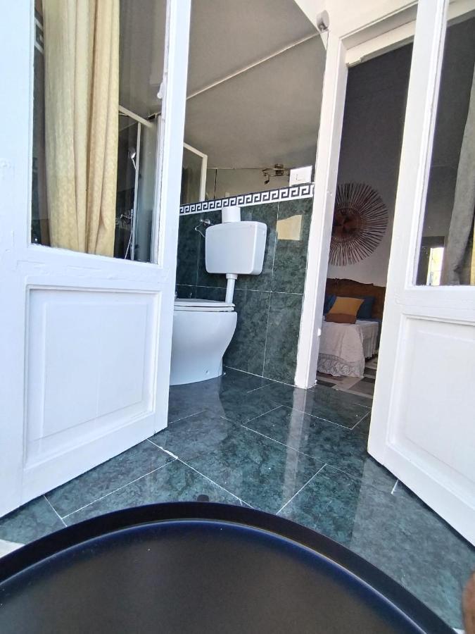 Pixys Hotel Palermo Bagian luar foto