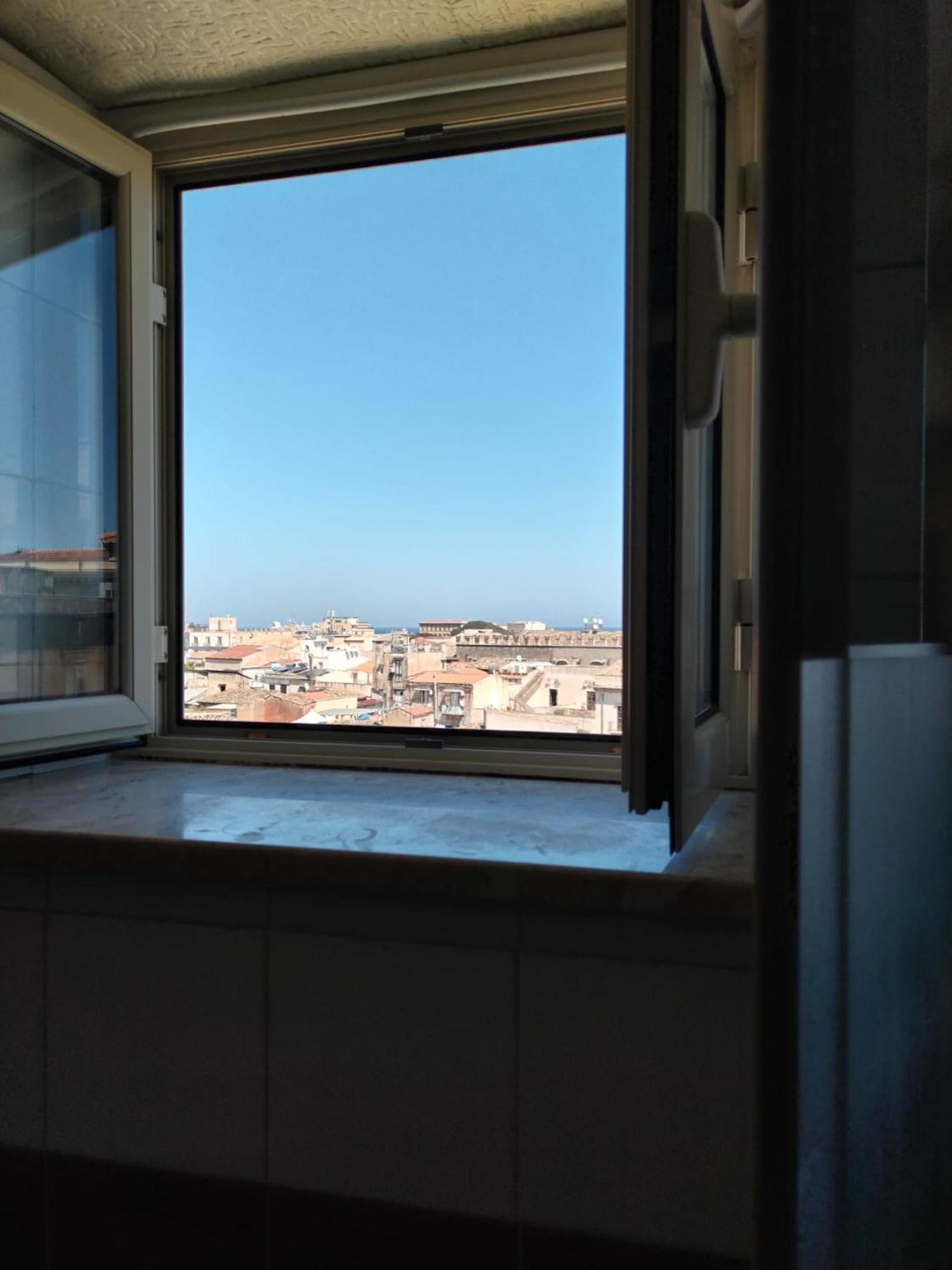 Pixys Hotel Palermo Bagian luar foto