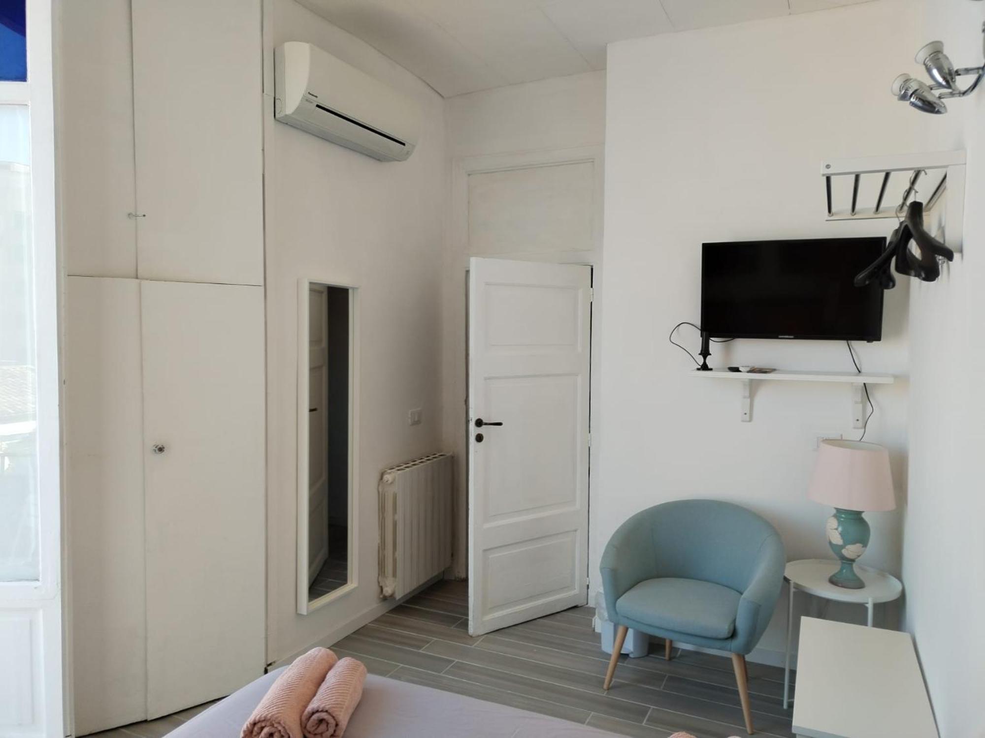 Pixys Hotel Palermo Bagian luar foto
