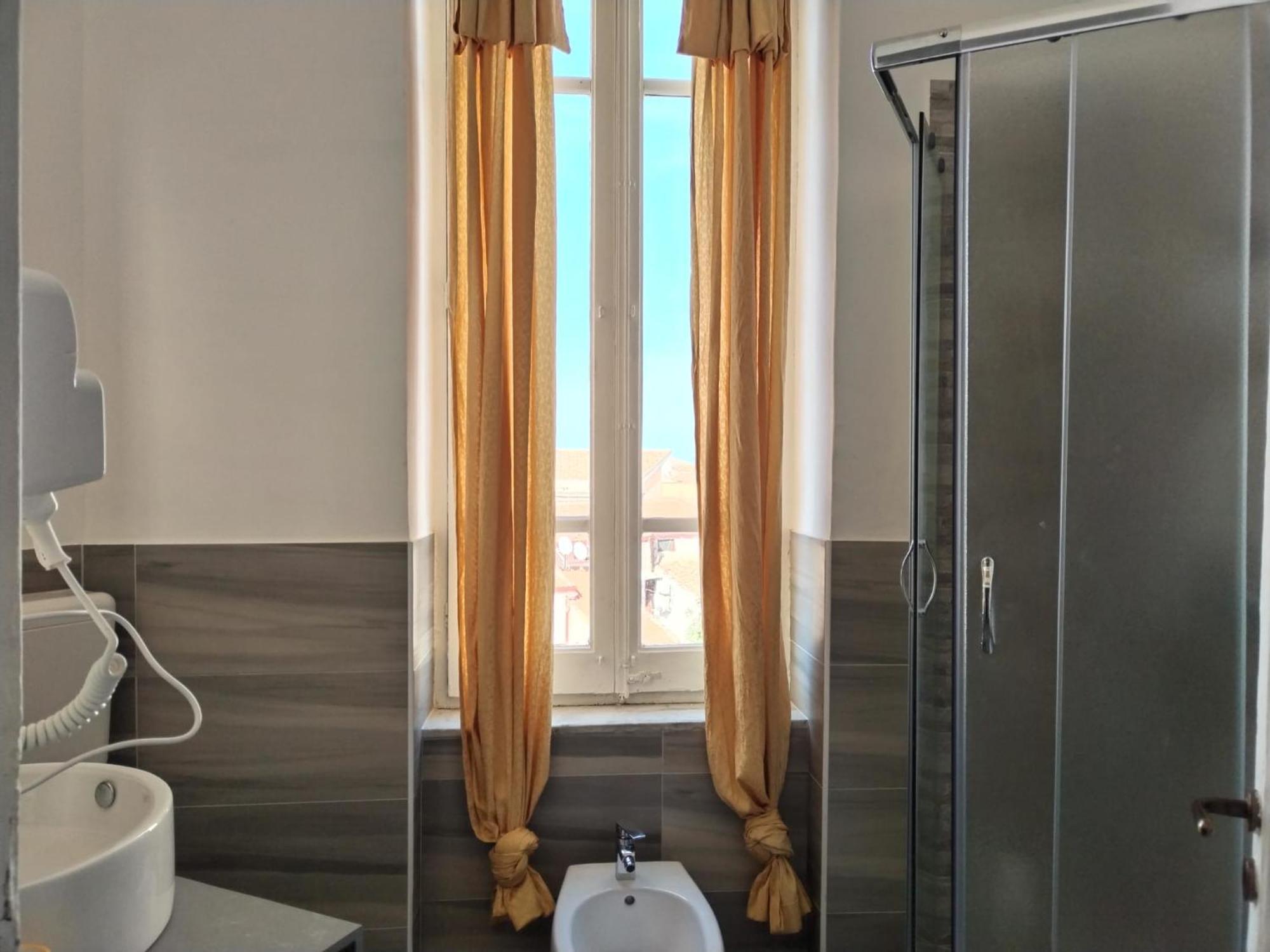 Pixys Hotel Palermo Bagian luar foto