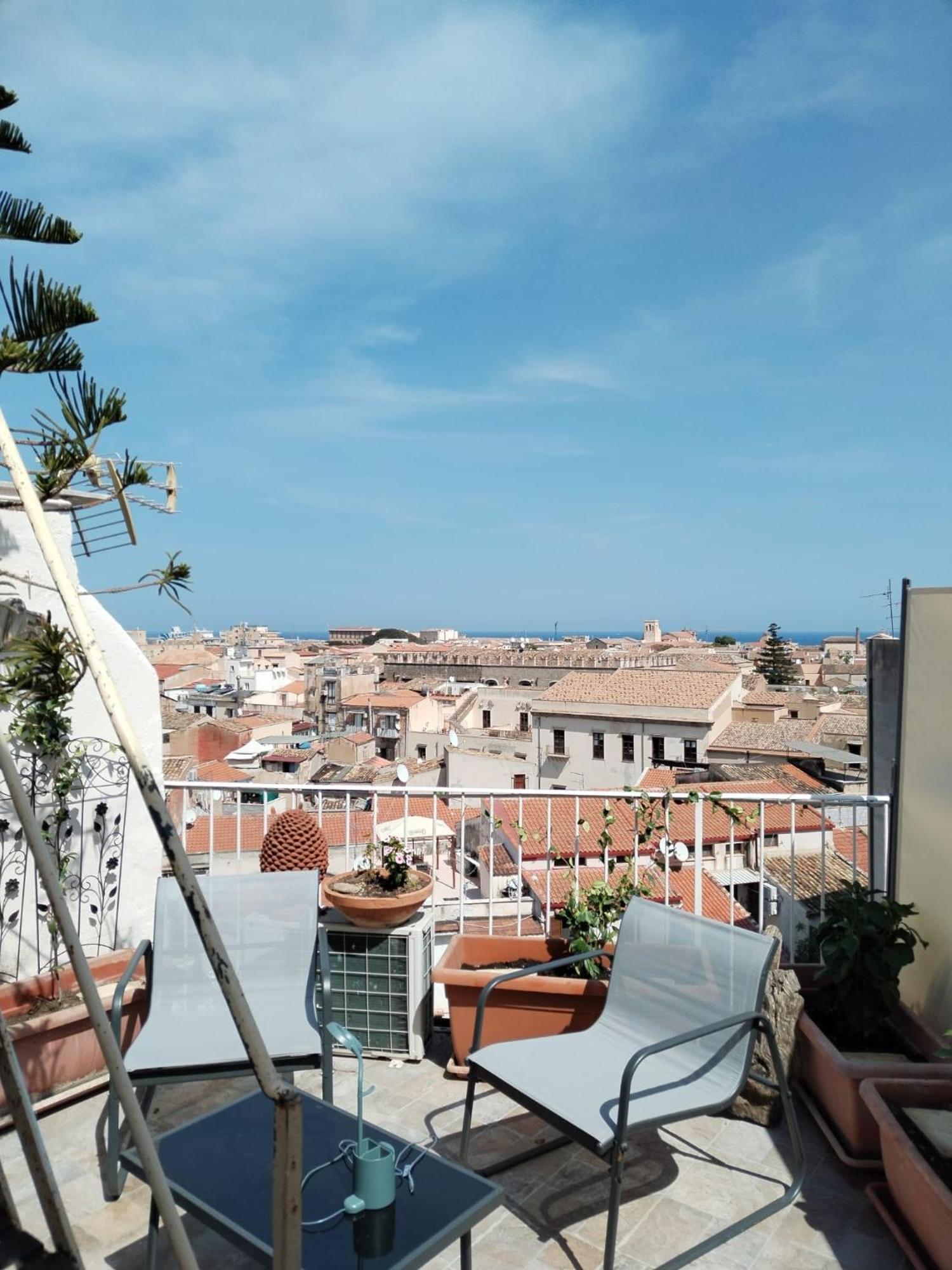 Pixys Hotel Palermo Bagian luar foto